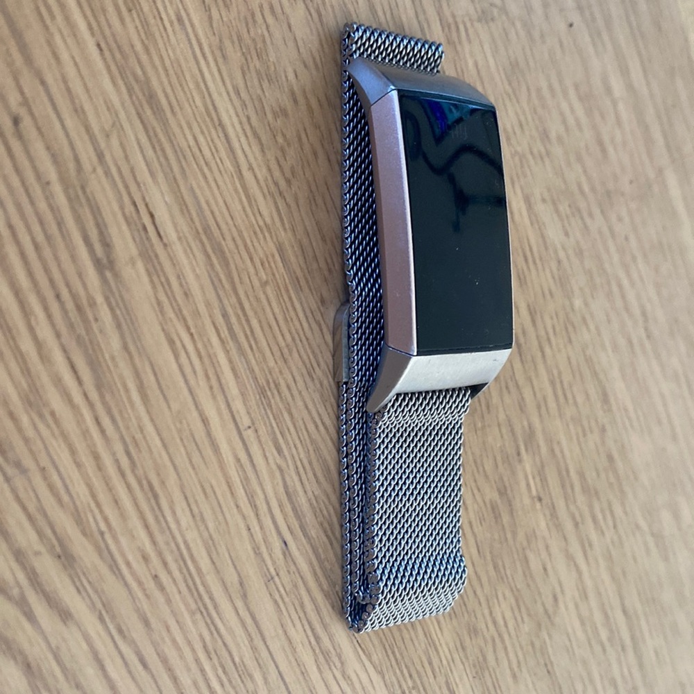Fitbit charge 3/4 magnetic band